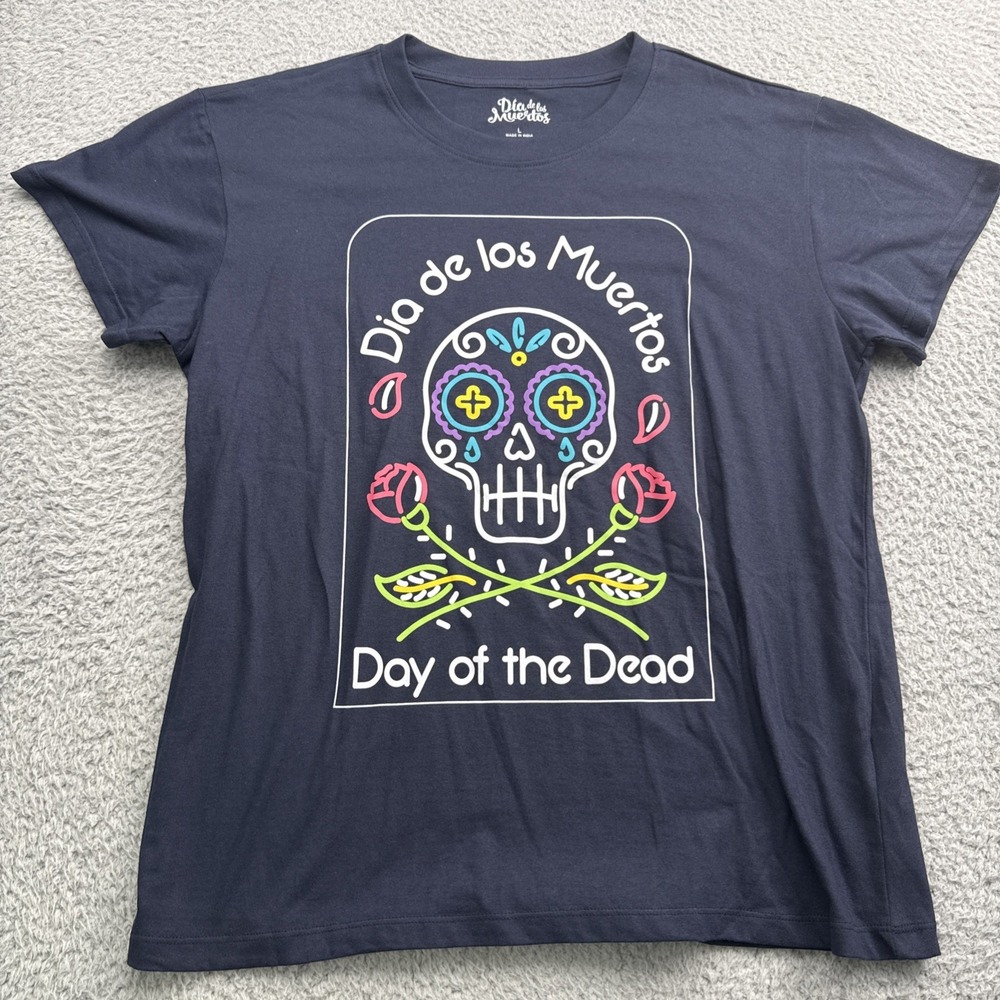 Dia De Los Muertos T-Shirt Men Large Blue LIKE NEW Sugar Skull Roses Graphic